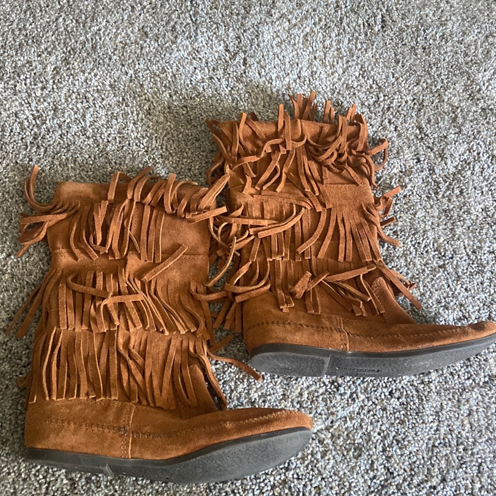 Hardly worn!